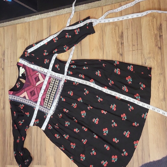 URBAN OUTFITTERS Staring at Stars Black Embroidered Yoke Floral Rayon Boho Dress - Picture 10 of 10